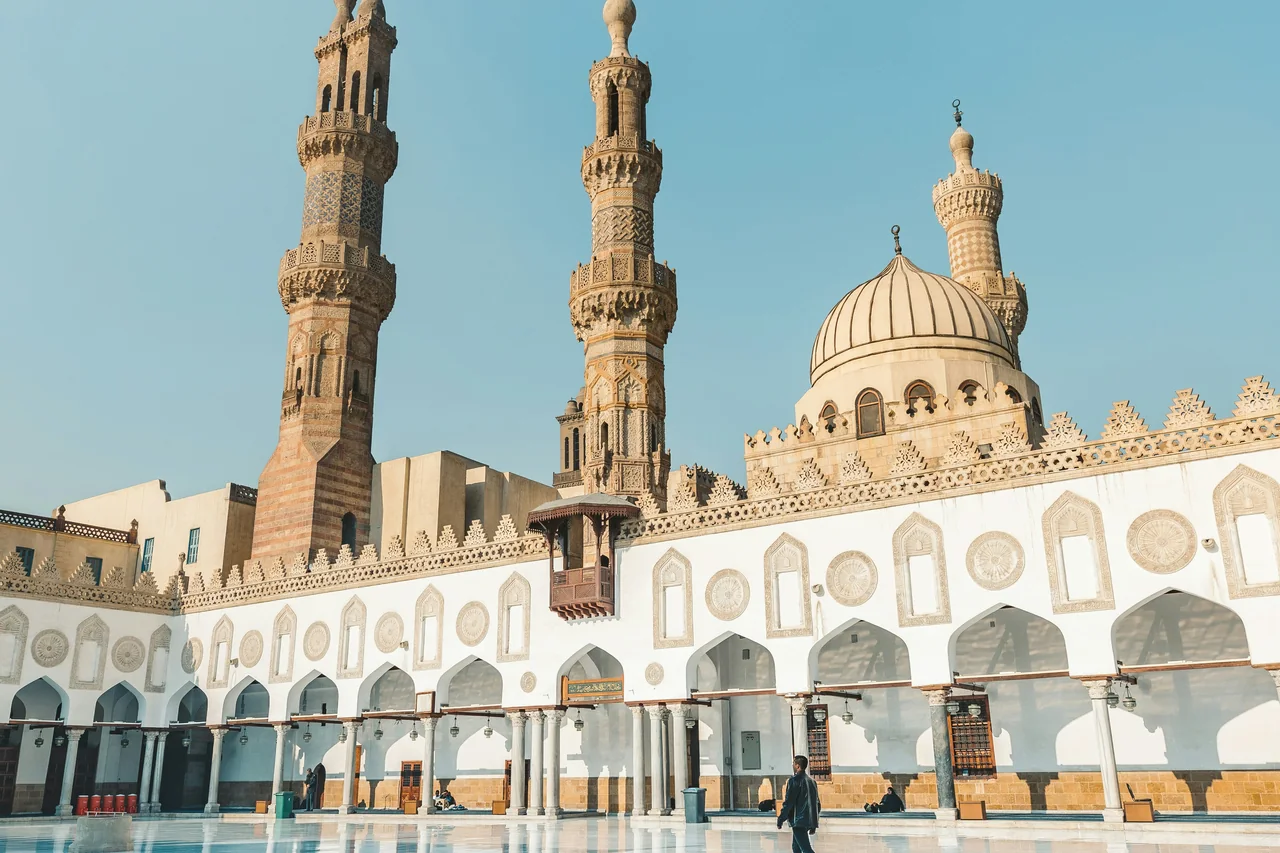 Innenhof der Al-Azhar-Moschee in Kairo